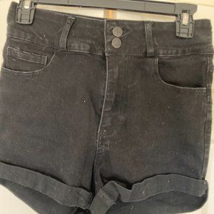 Forever 21 brand jean shorts size 28